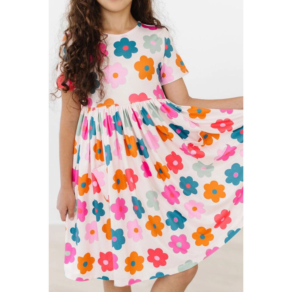 Mila &‎ Rose RETRO FLORAL S/S POCKET TWIRL DRESS size 2T